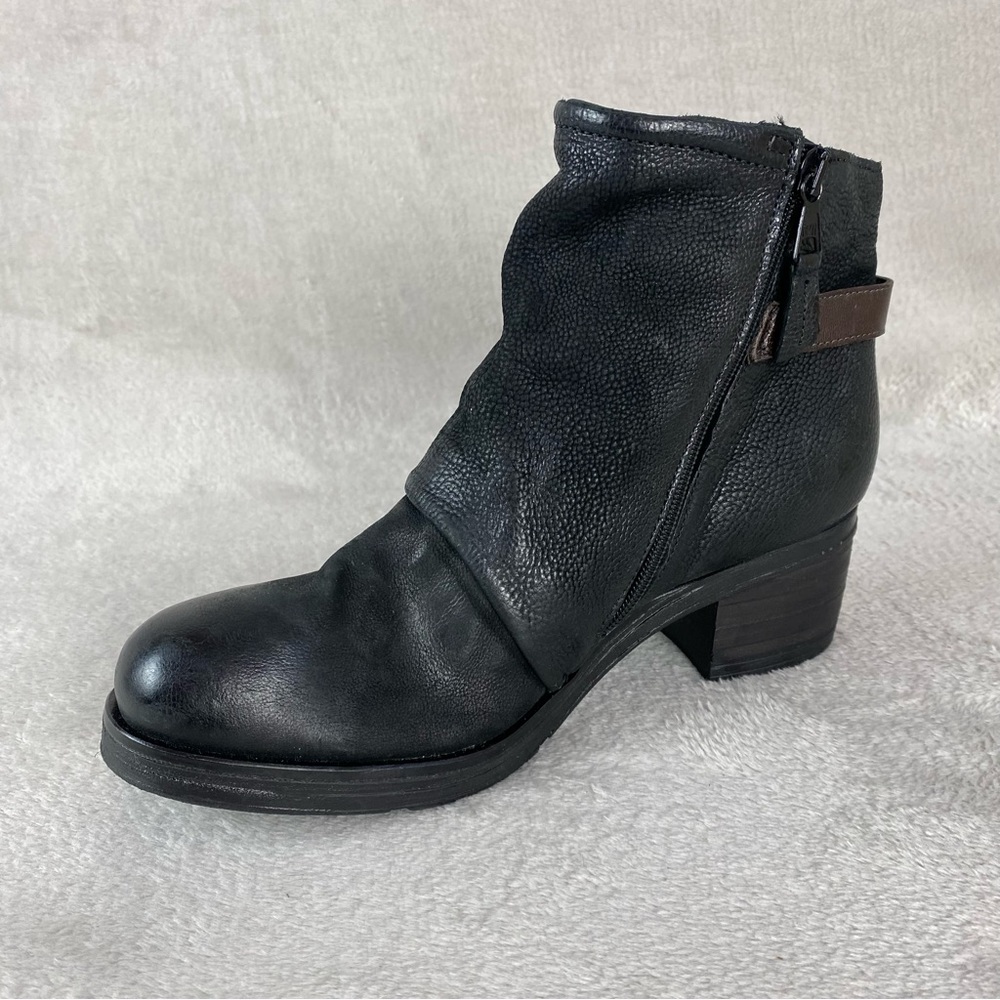 Miz Mooz Black Ankle Boots - Picture 6 of 10